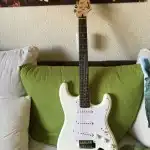 Fender Squier Bullet Strat RW AW